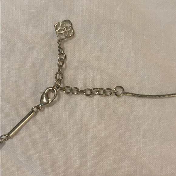 Teal Kendra Scott Necklace 💚 - Picture 3 of 3